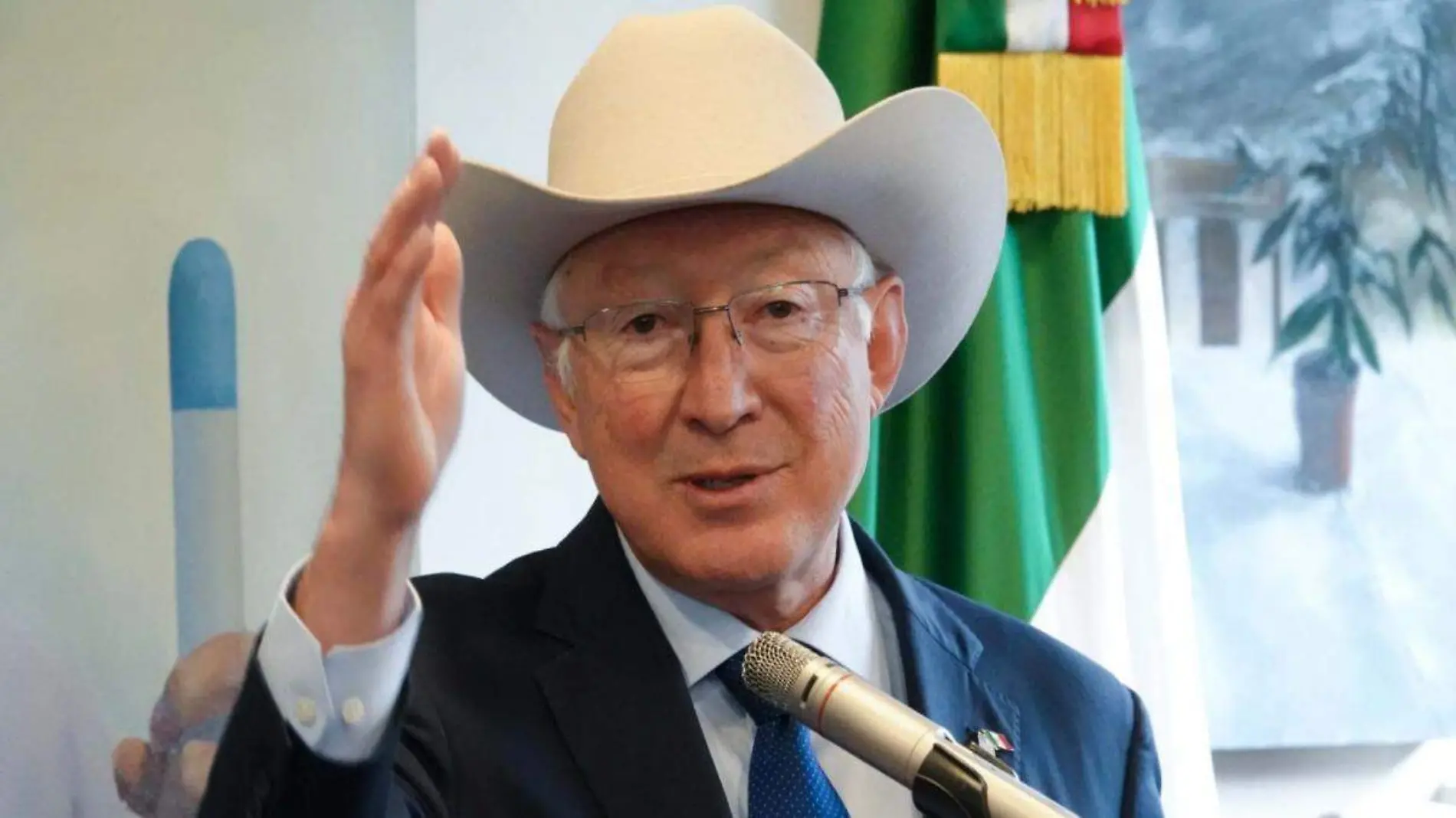 Ken Salazar (4)